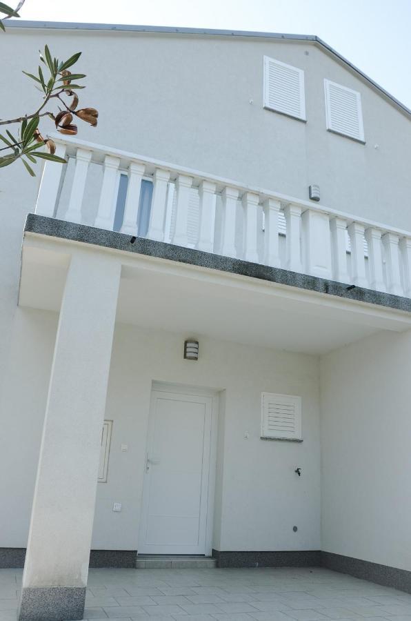 Apartman Zrina Ostro Kraljevica Exterior foto